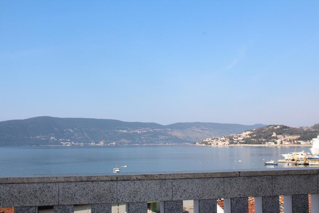 Tazex Apartments Herceg Novi Esterno foto