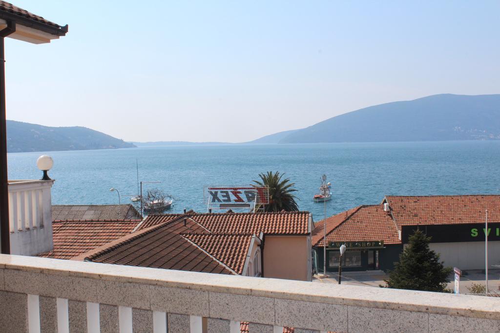 Tazex Apartments Herceg Novi Esterno foto